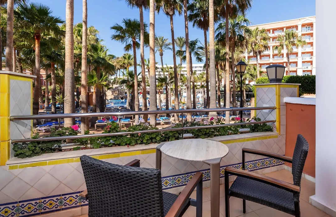 Playacapricho Hotel-1
